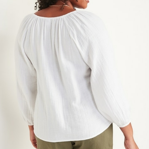 Old Navy Double Weave Long Sleeve Blouse - Picture 5 of 17